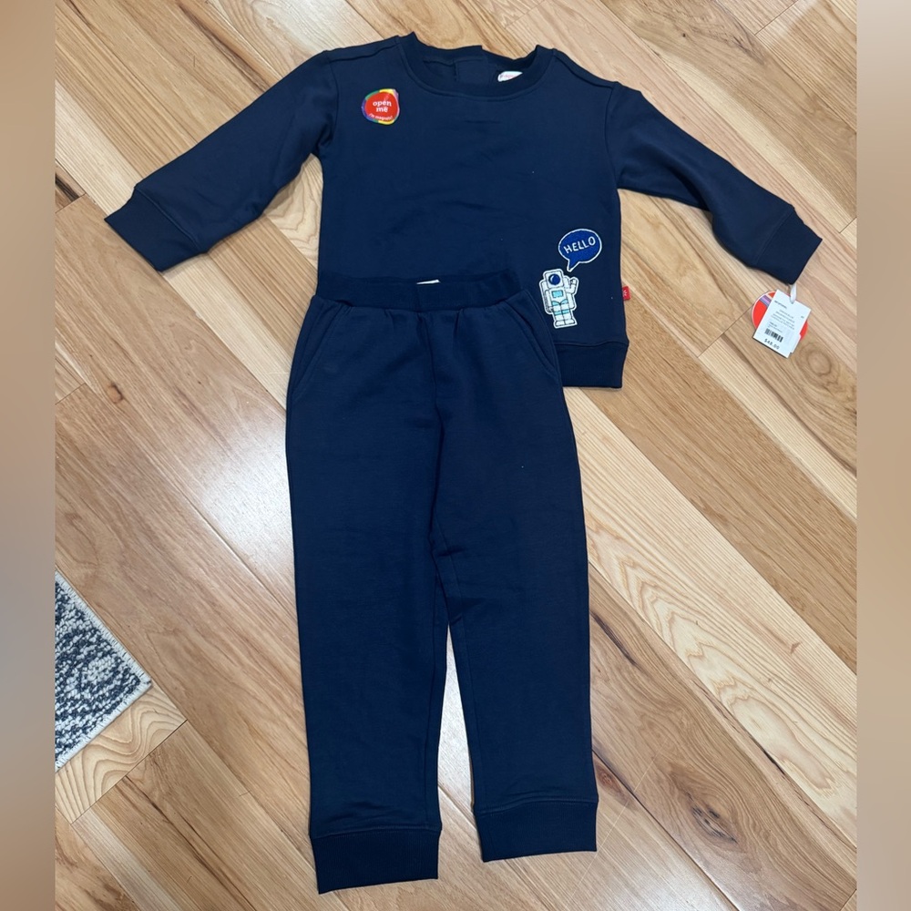 MagneticMe boys sweatsuit ‘space’ two-piece set, NWT